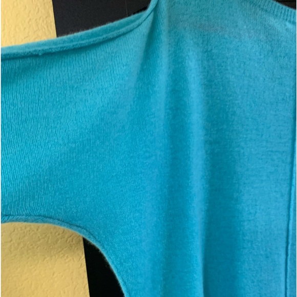 Minnie Rose 🌹 💯 cashmere sweater - Picture 4 of 8